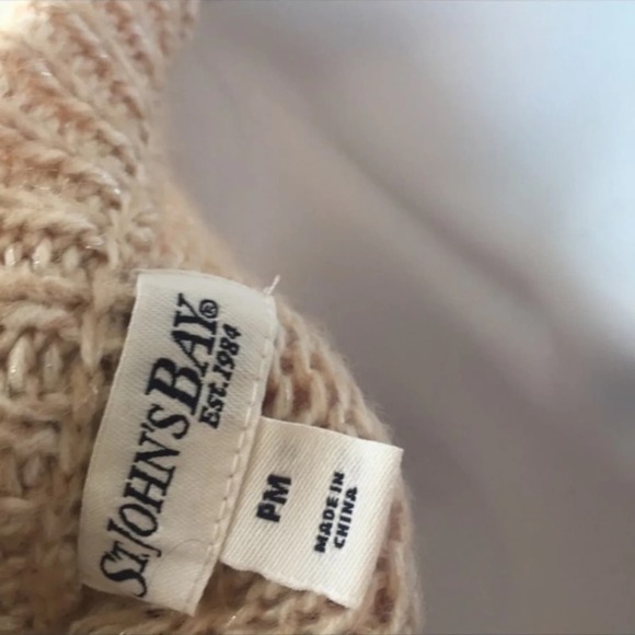 5/$25 St. John’s Bay Petite Chunky Knit Sweater - Picture 5 of 6